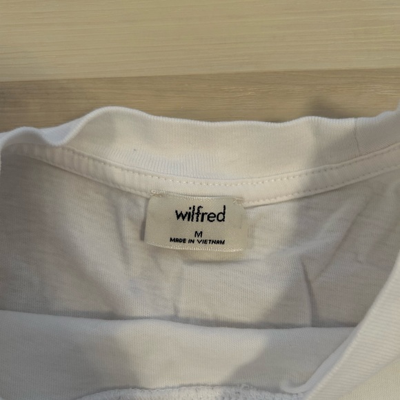 White Aritzia cropped top. Size medium - Picture 3 of 4